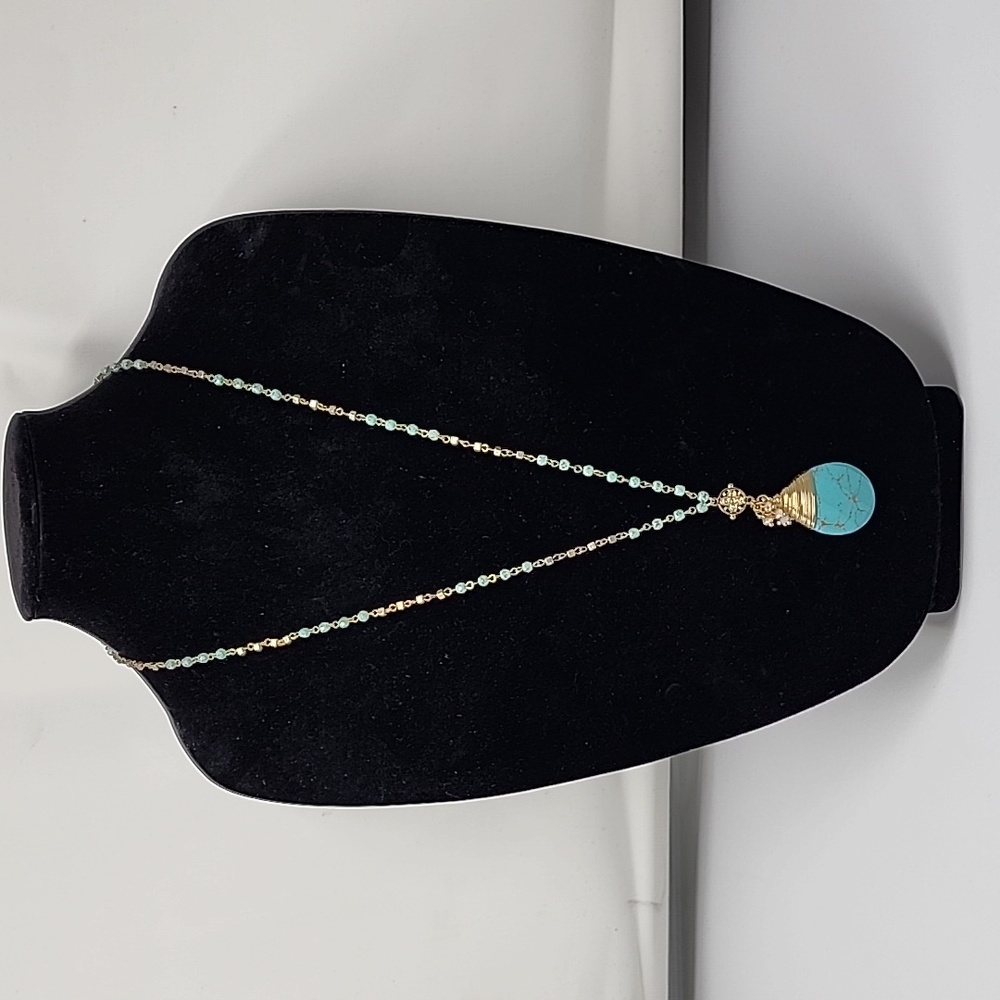 Vintage long beaded necklace with accent turquoise color stone